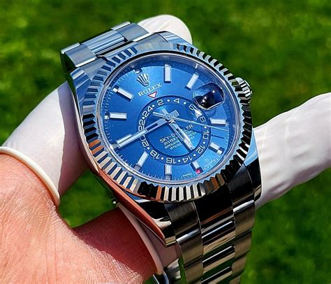 rolex sky dweller blau lieferzeit|rolex sky resident.